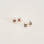 솔레 귀걸이 2color 로즈골드 화사한 꽃 플라워 데일리 은침 알러지방지 이어링 : 러브모네