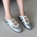 [H3378] 앞코 짧은 투스트랩 메리제인 벨크로 스니커즈 : 새로이클라쓰