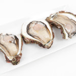 해녀가 잡은 자연산 바위굴 2kg 생굴 손질 바윗굴 벚굴 벗굴 : 통영이순신수산