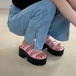 [G3392] 스트랩 뮬 슬리퍼 여성 7cm 웨지 키높이 슬리퍼 : 새로이클라쓰