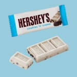 허쉬 쿠키 & 크림 펀 사이즈 바 - 1.5파운드 개별 포장 미니 클래식 화이트 초콜릿과 바삭바삭한 바이트, 공유하기에 완벽 (24온스) : 인선상사06