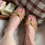 [G1890] 여성 로우 슬링백샌들 스웨이드 스트랩 나비 리본 샌들 : 새로이클라쓰