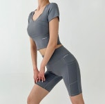 [패드탈착형] 소프트 텐션 스포츠 크롭반팔 요가복 피트니스 상의 여성 운동티 : 돈돈두