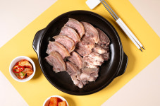 상주할매집곰탕 무항생제 1++ 한우 고기곰탕 진한 사골 곰국 국내산 한우  키토 카니보어 보양식 600g(넉넉한1인분) : 상주할매집곰탕