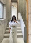 [ 인더블레스] 모먼트 크롭 후드 맨투맨 : 인더블레스