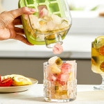 벨류모먼트 2in1 원터치 얼음틀 800ml 휴대용 아이스 트레이 물병 얼음통 텀블러 : 벨류모먼트