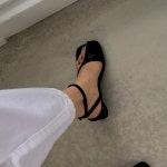[G3461] 여성 스퀘어 반쪽 스트랩 7CM 미들힐 샌들 : 새로이클라쓰