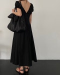 썸머 셔링 오프숄더 여름 휴가 스퀘어넥 백리스 롱원피스 3컬러 (블랙 아이보리 블루) : 헤이 바나나