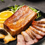 훈제 통삼겹 150g 1+1 돼지 삼겹살 구이 바베큐 캠핑요리 : 점빵아저씨