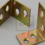 데이슬롯 10p 코너철 꺽쇠 소형 다목적코너철 가구꺽쇠 철물부속품 : 데이슬롯