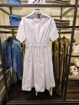 영국아울렛 몽클레어 여성 로고패치 허리스트링 반팔 셔츠 원피스 화이트 G00016 54A0J 001 : 런던브리튼