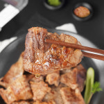 맛담고 프리미엄 국내산 한돈 양념 LA갈비 700g, 3개 : 프레시데이