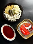 홍시떡볶이 4팩 쌀떡볶이 떡볶이 밀키트 대왕김말이 뽀끼뽀끼 분식이야기 로컬프리 : 로컬프리