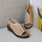[G3558] 소가죽 여성 5cm 통굽 웨지 키높이 펀칭 슬링백샌들 : 새로이클라쓰