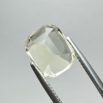 [쿼츠] 아이보리 5.0캐럿/ 11.1x9.0x7.6mm/ 따뜻한 색감의 빛나는 수정 : 해솔잼