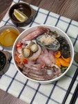 [통영 신선한 물회] 신선한 통영 제철 해물가득 시원한 해물물회 택배 간편요리 해물물회 : 미식셔틀
