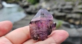 슈퍼세븐 짐바브웨 샹간 자수정 (254) : 보고-BOGO