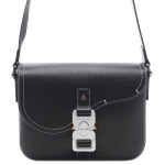 [디올] 25SS 남성 새들 스몰 플랩 크로스백 (1ADPO049YKK H00N 25S) : 신세계 부산 노벨라