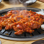 부드럽고 맛있는 국내산 양념오리 1kg/500g 맛집 캠핑 집밥 혼술 : 인더마켓