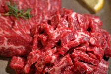 산들목장 1등급 한우 선물세트 2호 (한우 국거리, 한우불고기, 한우 장조림 각 400g 총 1.2kg) : 윤자매상점