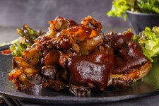 서남시장 김주연 왕족발 국내산 가마솥 미니족발 600g : 서남시장 김주연왕족발