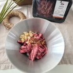 우연정육의 시그니처 메뉴 안동식 마늘갈비 한돈 고추장두루치기  한돈 돼지갈비 : 벨라맘마 마켓