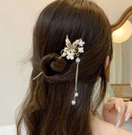 여성용 꽃나비 진주방울 일자 비녀 머리핀 한복 헤어액세사리 : 돈돈두