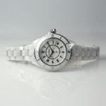 전시상품급 샤넬 H5698 J12 33mm 화이트 세라믹 쿼츠 23년식 풀세트 / 중고명품 / 판교,분당중고명품 더진럭셔리 : 분당중고명품 더진럭셔리