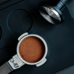 브루소 커피템퍼 임팩트 탬퍼 정압 압력조절 가변압 포스 리플 베이스 58.5mm : 모던피크