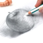 3/5/10pcs 일본 UNI 지우개 펜 스타일 손 눈물 롤 종이 연필 깨끗한 그림 스케치 하이라이트 EK-100 4B 미술 용품 : 하이 체리