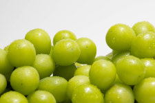 함안 칠북 고당도 18brix이상 샤인머스켓 2kg(3~4수) : 더고깐