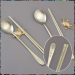 현진 금거북 수산복해 티타늄수저2인세트+포장+쇼핑백/ 추석한가위명절선물 칠순 팔순 환갑 : 덤덤스토어 H.JIN수저