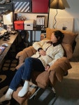 편안한 침대형 리클라이너 의자 브라운 강철 발 팔걸이 고정 : 강가애
