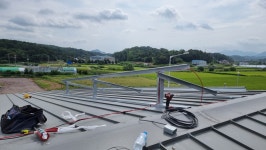 함안군 월촌 경로당 태양광 3.17kW 설치 635W 고출력 패널 5장 지붕형 시스템 : 홈에너지