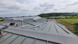 함안군 월촌 경로당 태양광 3.17kW 설치 635W 고출력 패널 5장 지붕형 시스템 : 홈에너지