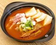 엄마손김치찌개  집밥 캠핑 밀키트(생고기한돈) : 엄마손김치찌개