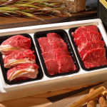 1등급 한우 선물세트 600g 꽃등심 갈비살 채끝살 : 자연산송이총판