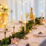 iqi 골드 캔들 홀더 센터 빈티지 테이블 테이퍼 홀더를 위한 대용량 작은 크리스마스 파티 홀리데이 장식 3 35in Gold 12 Pcs : 초이포켓