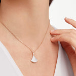 [국내백화점] 불가리 디바스드림 목걸이 다이아 마더오브펄 로즈골드 350062 : 루체프랑