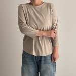루즈핏 보트넥 7부소매 티셔츠 : 모농