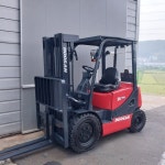 두산 디젤지게차 2.0톤 3단4730MM D20S-7 : 주식회사건우중기