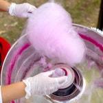 50개의 PCS 스트라이프 솜사탕 스틱, 랜덤 컬러 솜사탕 콘 용품, 생일, 결혼식, 파티, 캔디 만들기를 위한 다양한 색상의 종이 콘 용품 : 딜리고셀러