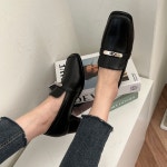 [G3916] 소가죽 메탈장식 미들힐 로퍼 5cm : 새로이클라쓰