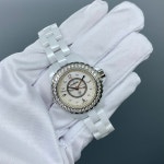 샤넬 J12 다이아몬드 베젤 워치 화이트 H2685 : EcoRing Korea