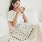 비타그램 전기 온열찜질기 허리 어깨 배 무릎 복부 플라워 블루 일반형 : 비타그램 공식몰