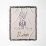 꿈을 꾸는 담요를 따라하는 텍스트가 있는 드림 캐처의 3D 로즈 이미지 : 무드차엘로