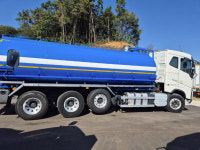 볼보 24톤 탱크로리 대형화물트럭 특장차 운수번호판 : 주식회사 디젤트럭