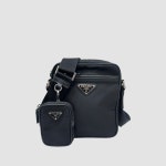 프라다 삼각로고 리나일론 숄더백 블랙 2VH112 : 중고명품 홀디