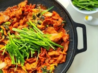 무항생제 유황 양념 오리불고기 오리주물럭 밀키트 로스구이 800g, : 커피 사랑