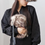 H6881 플러시 겨울 숏헤어 은장체인 미니백 숄더백 퍼 토트백 레오파드 털가방(3/C) : ROSY CABINET